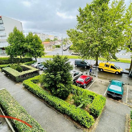 Luminous Apartment With Parking Near The City Center Сенон Екстериор снимка